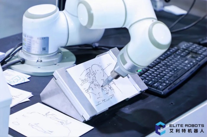 NG28娱乐绘画机器人