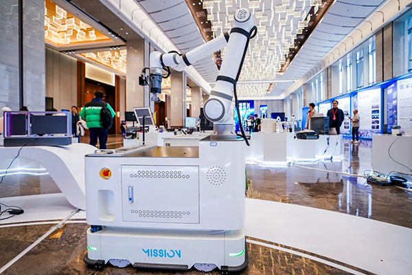 NG28娱乐机器人携CNC上下料复合机器人整站解决方案